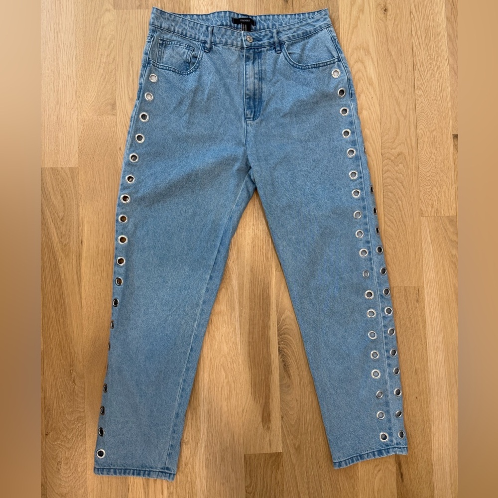 Forever 21 Grommet Side Jeans 29 Y2K Light Wash Straight Leg Denim